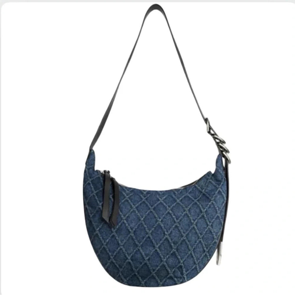 REG & BONE SPIRE DENIM HOBO BAG - Picture 2 of 12